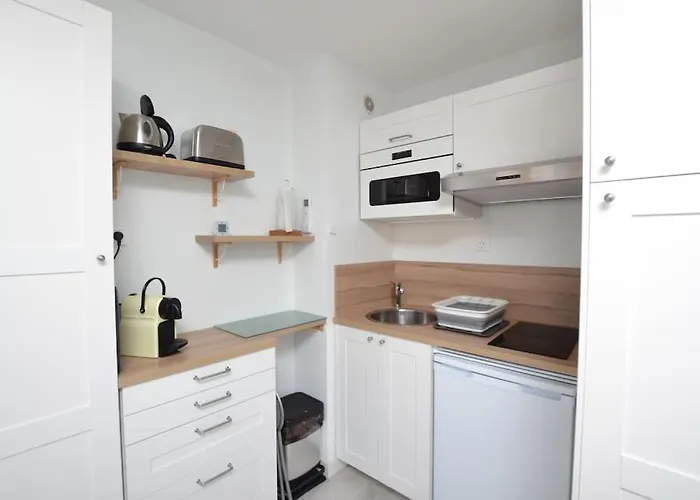 A Bord De La Fregate Port Camargue Apartman